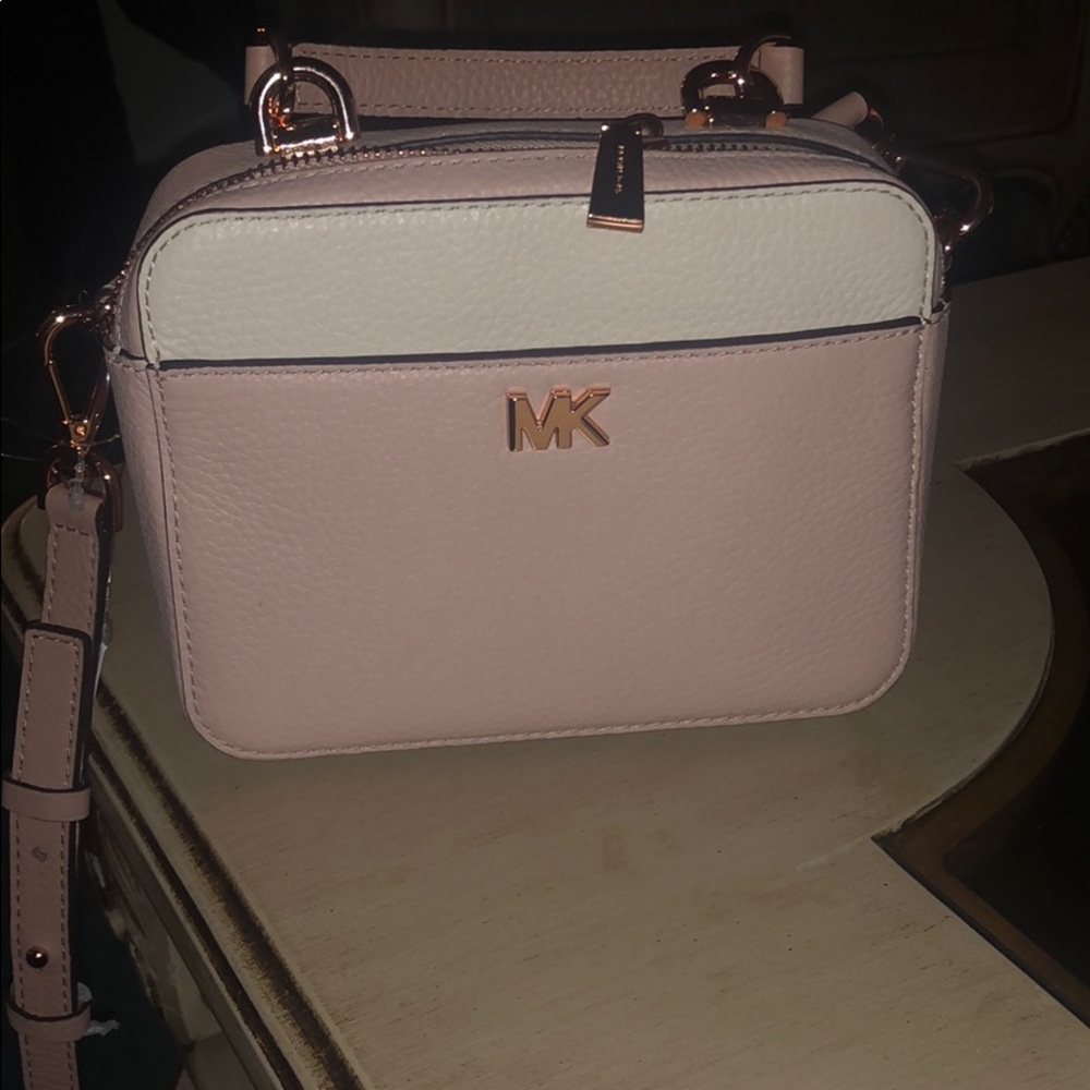 Michael Kors crossbody Purse